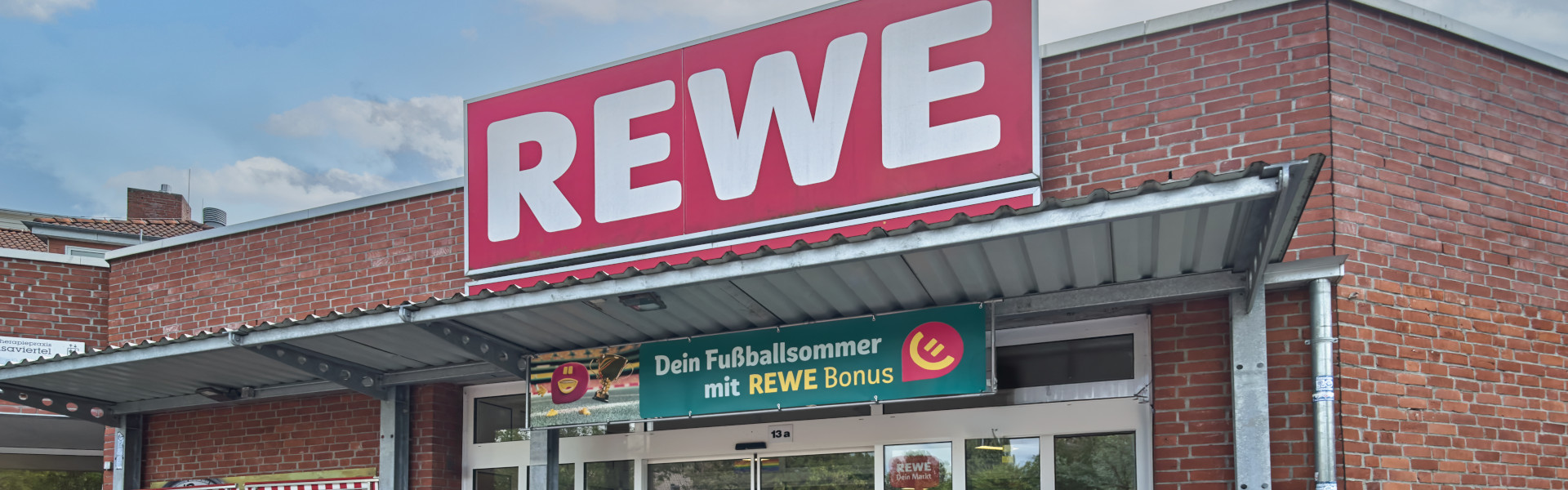 REWE Döhler Rostok Außenaufnahme